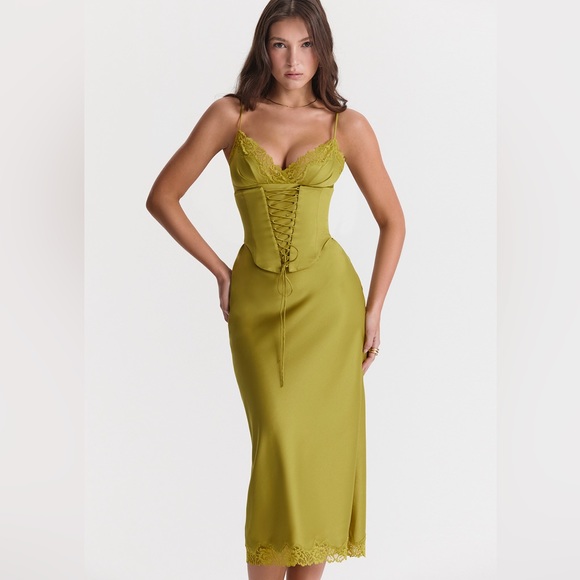 House of CB SALMA CHARTREUSE SATIN SLIP DRESS. Size Large